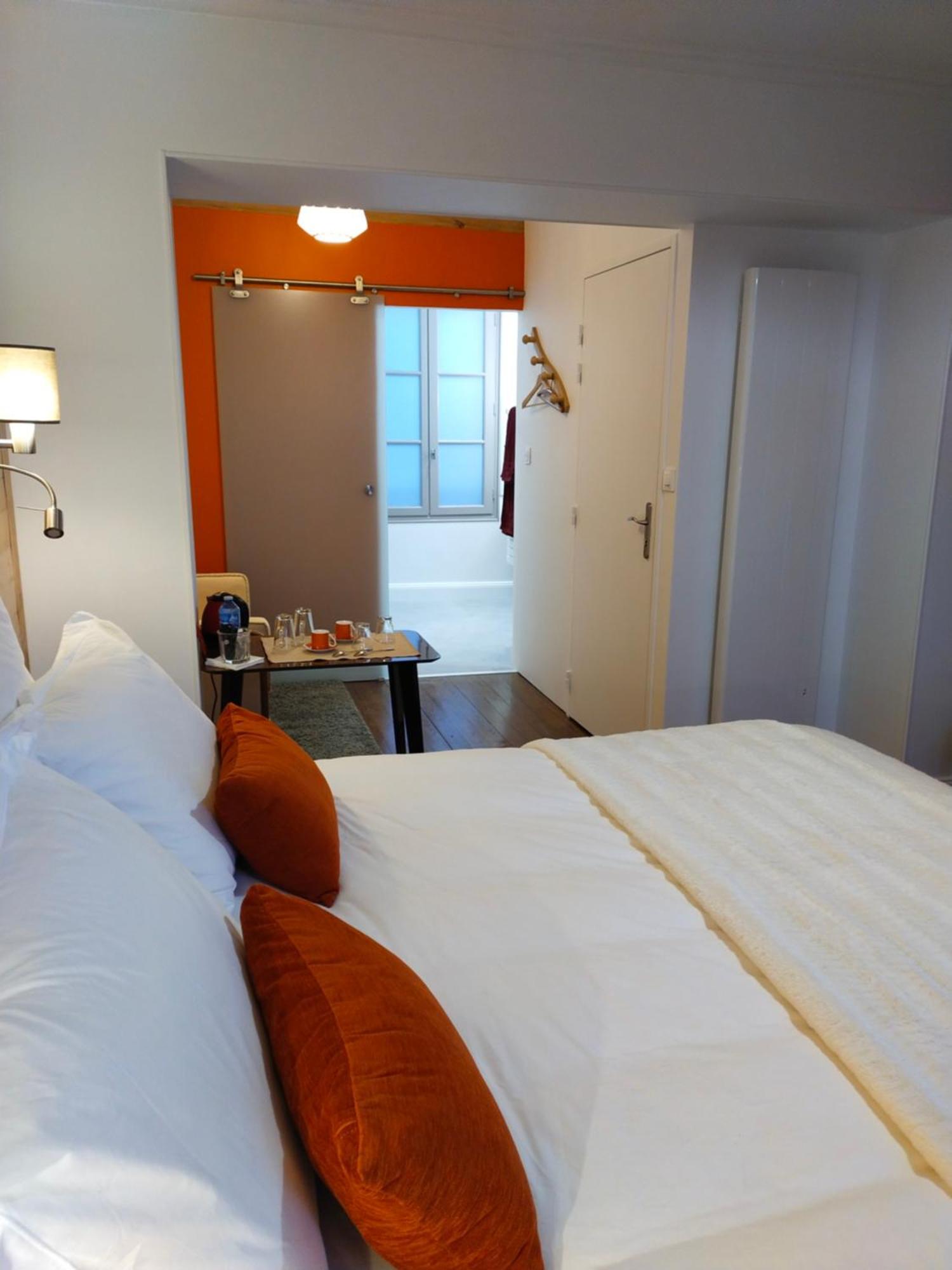 Les Balcons Sur La Loire Bed & Breakfast Chalonnes-sur-Loire Oda fotoğraf