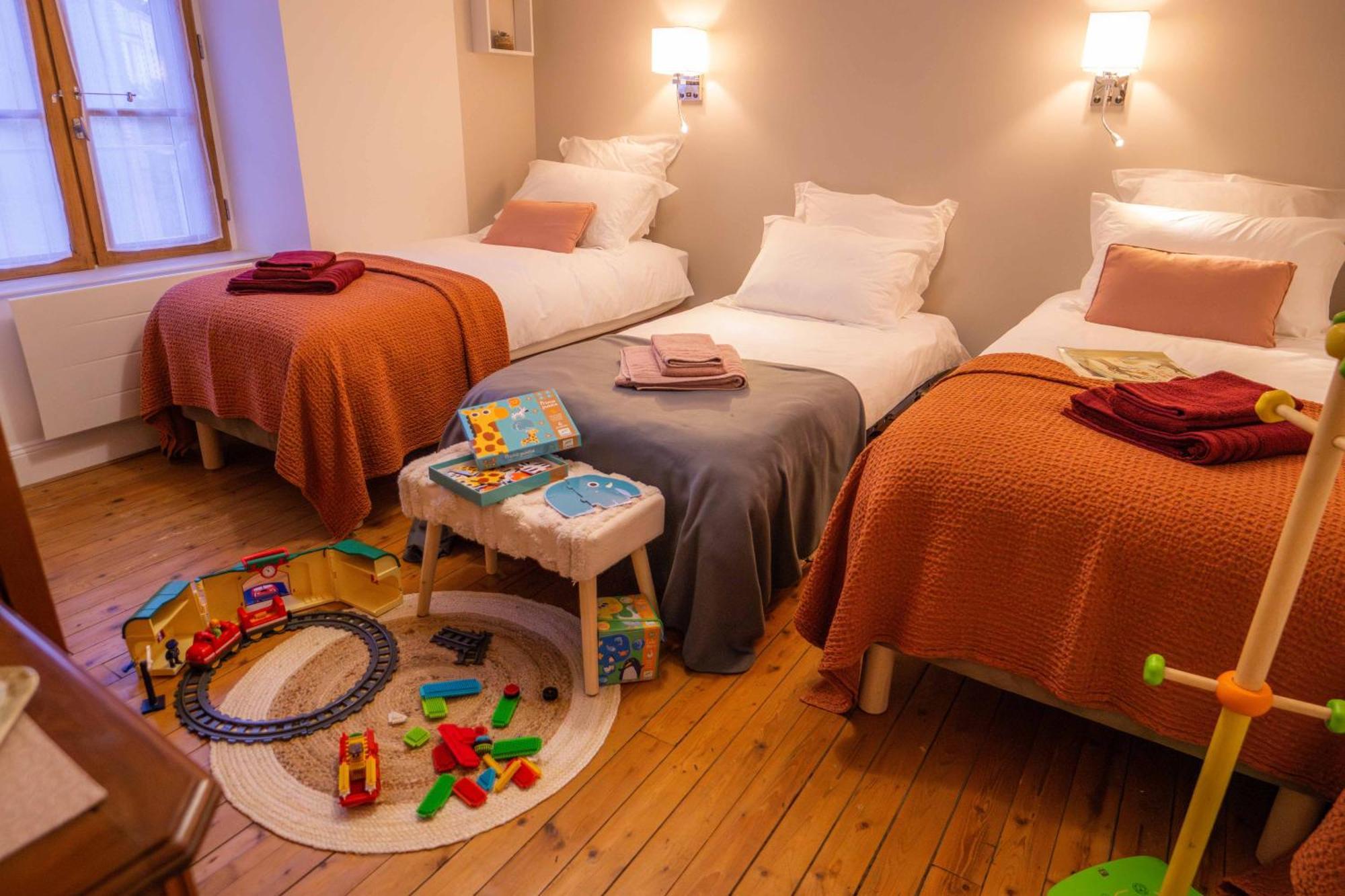 Les Balcons Sur La Loire Bed & Breakfast Chalonnes-sur-Loire Oda fotoğraf